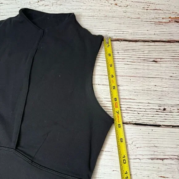 Lululemon Tank top built-in bra size 6 - Picture 6 of 8